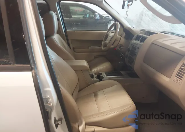 1FMCU9DG3CKA94439: 43996854