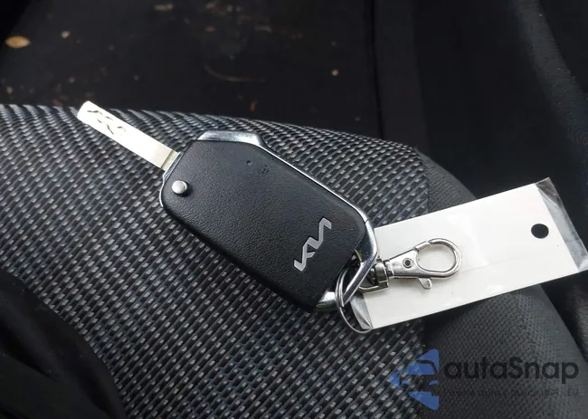 KNDEPCAA3P7386618: 43996941