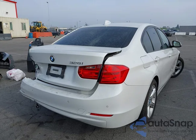 WBA3A5G5XFNS90927: 43997151