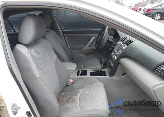 4T1BE46KX8U771995: 43997153