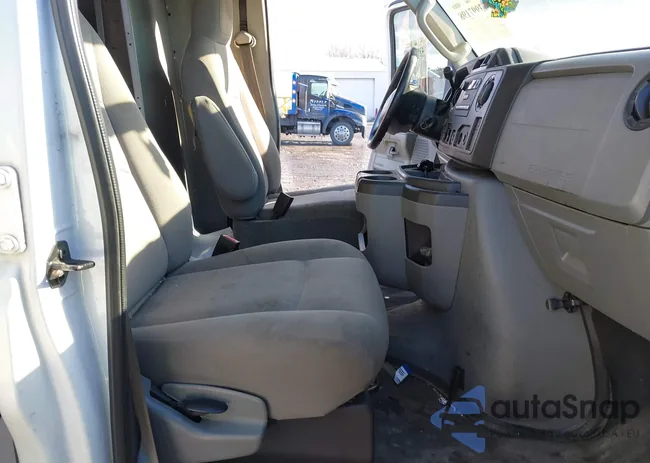 1FTNE24L79DA81981: 43997198