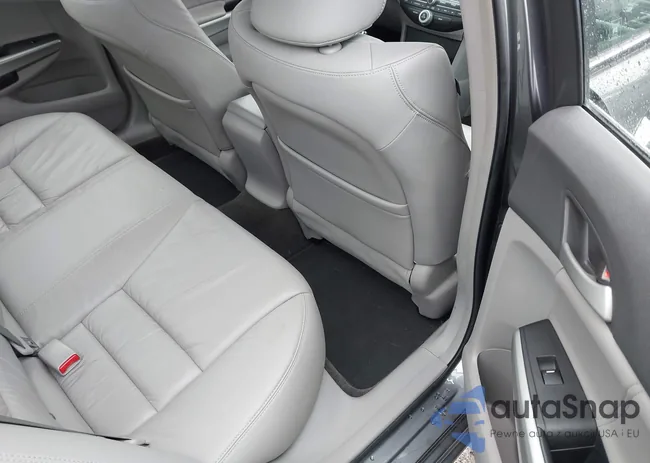 1HGCP36899A029626: 43997246