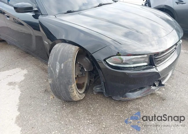 2C3CDXCT8FH777812: 43997247