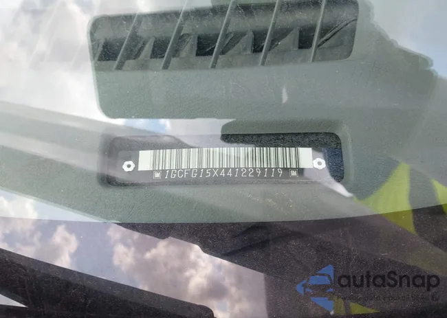 1GCFG15X441229119: 43996295