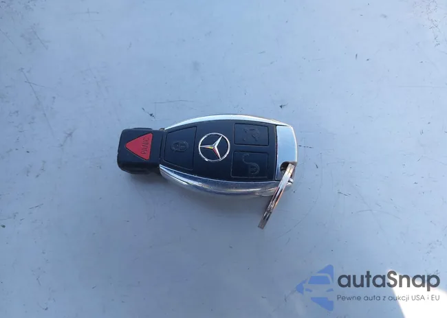 WDDUG8CB6GA212548: 43996294