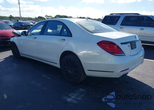 WDDUG8CB6GA212548: 43996294