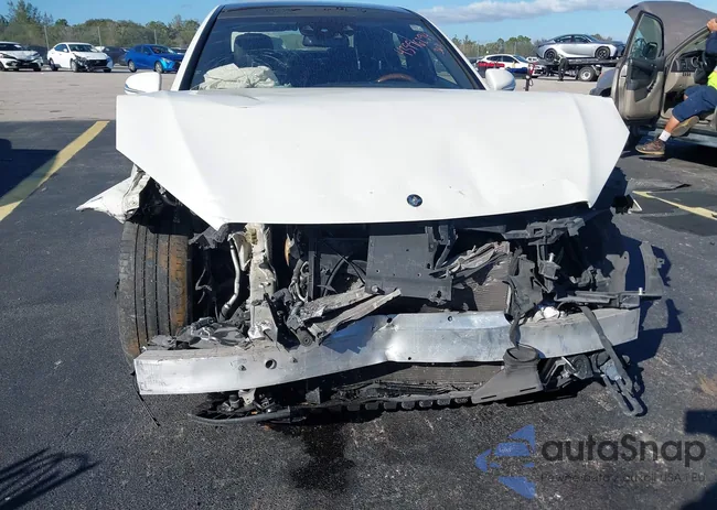 WDDUG8CB6GA212548: 43996294