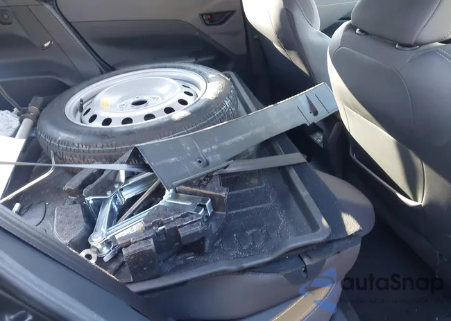 4S4GUHF64R3701080: 43996309