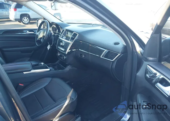 4JGDA5HB0EA432814: 43996389