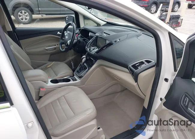 1FADP5CU6DL537748: 43996407