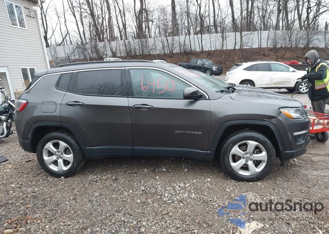 3C4NJDBB0JT398341: 43996450