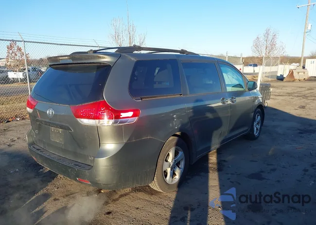 5TDKK3DC7CS181026: 43996470