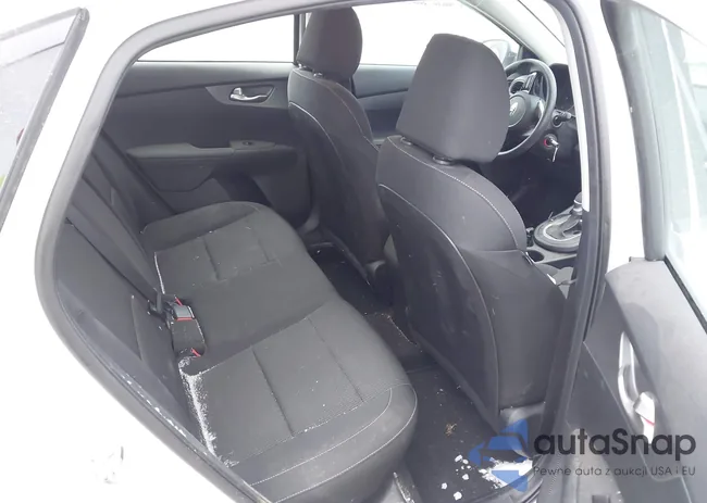 3KPF24AD8ME388525: 43996487