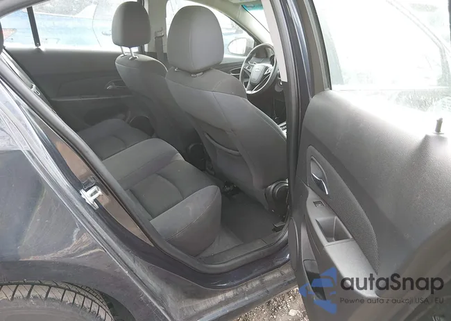 1G1PE5SB2G7147846: 43996504