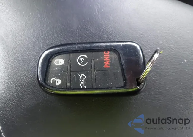 2C3CDZJG7PH633865: 43996625