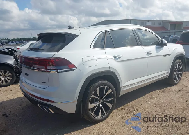 1V2FE2CA6SC210792: 43997662