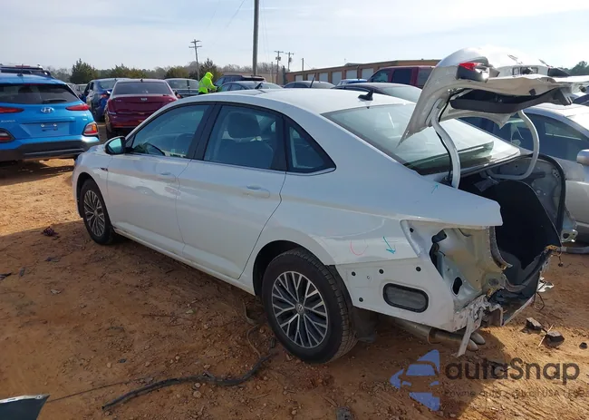 3VWEB7BU3KM230315: 43997677