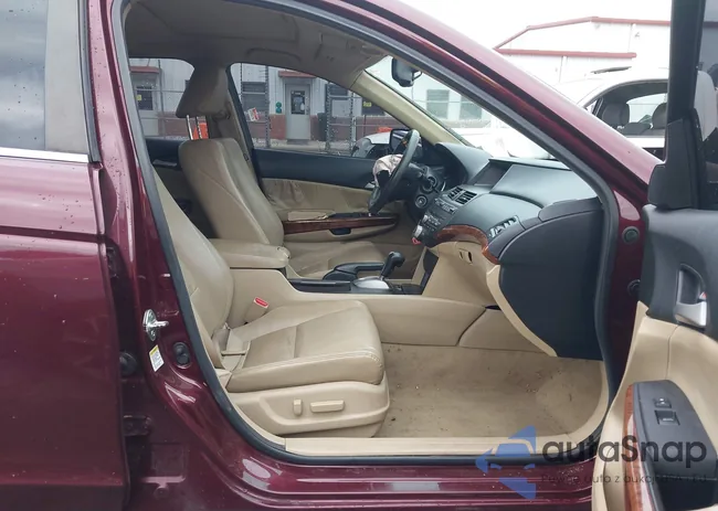 1HGCP2F85BA114981: 43997692