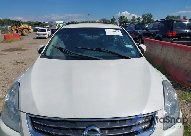 1N4CL2AP4AC119218: 43997711