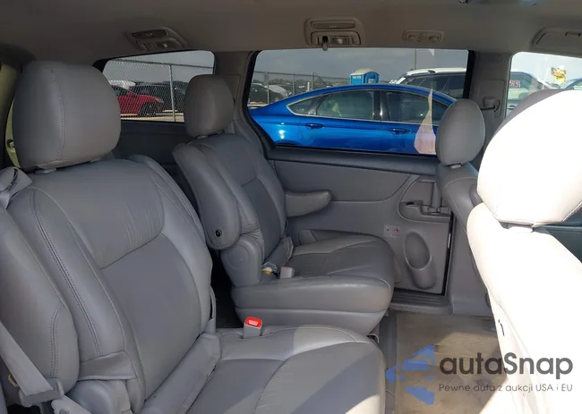 5TDKK4CC1AS329370: 43997733