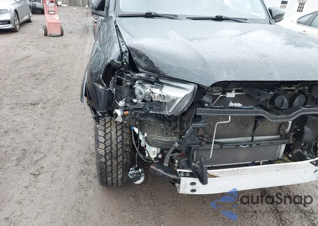 JTEBU5JR2J5585929: 43997775