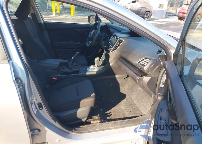 4S3GKAB61K3613388: 43997809