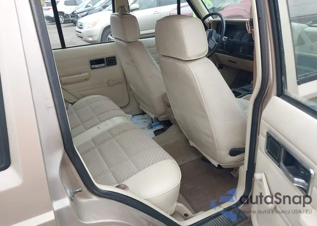 1J4FT28LXKL625786: 43997833