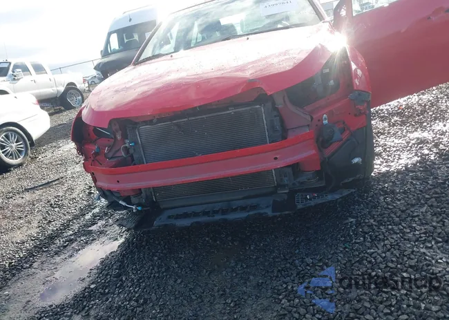 1G1PC5SH4G7115832: 43997841