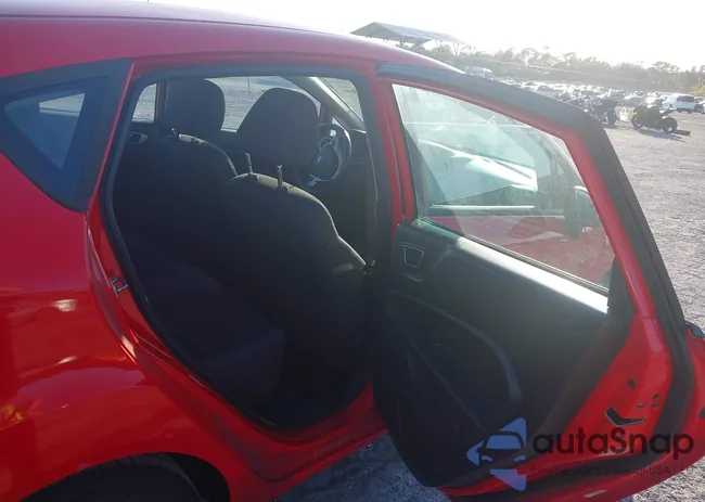 3FADP4EJ2FM105916: 43997866