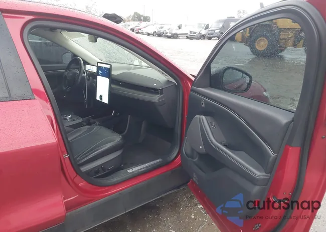 3FMTK3R79NMA01592: 43997891