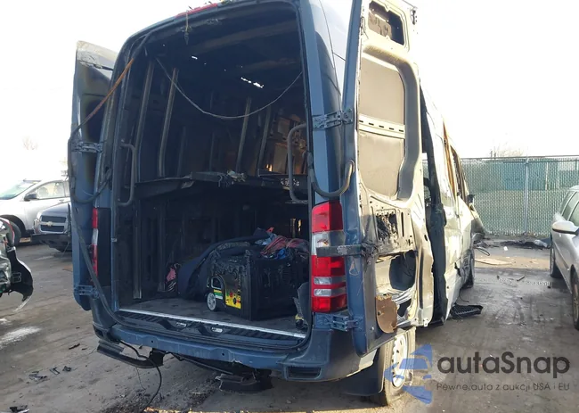 WD3PE7CD8JP643190: 43997930