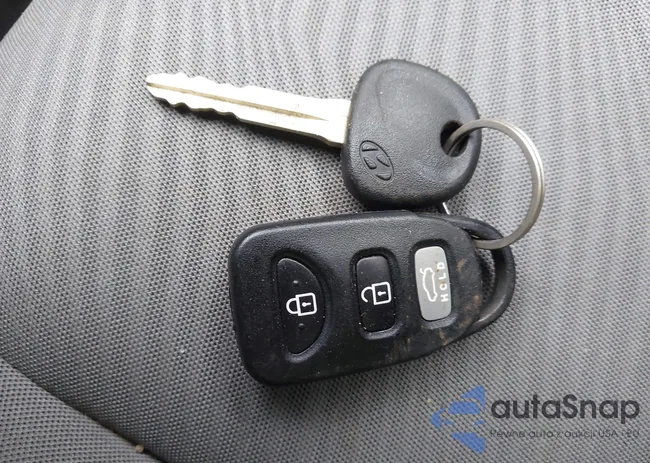 KMHDH4AE4DU935933: 43997950