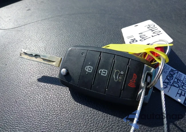 5XYPG4A35HG285231: 43997962