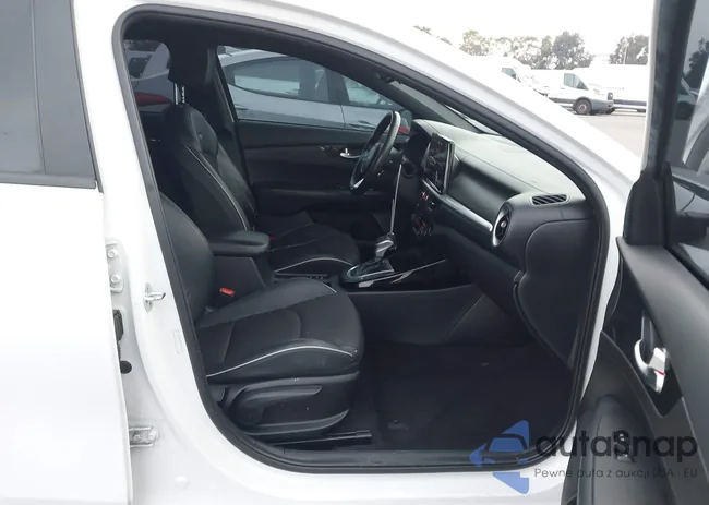 3KPF54AD3NE487214: 43997972