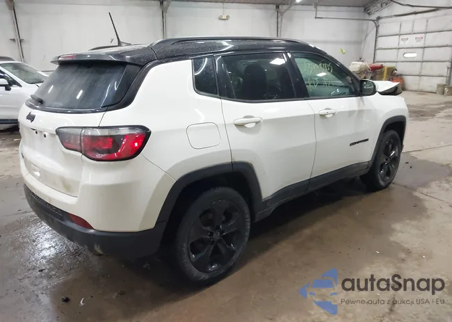 3C4NJDBB0MT512620: 43998005