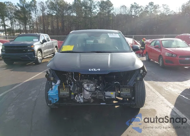 KNDNB5K33S6498683: 43998089