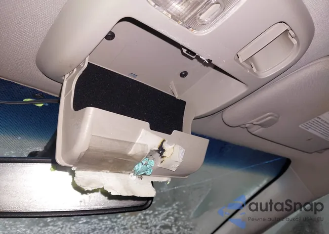 3FAHP0CG1CR352232: 43998099