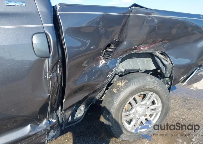 5TFRM5F12JX122974: 43998165