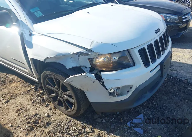 1C4NJCBA5FD198988: 43998218