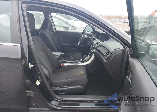 1HGCR2F78EA232707: 43997321