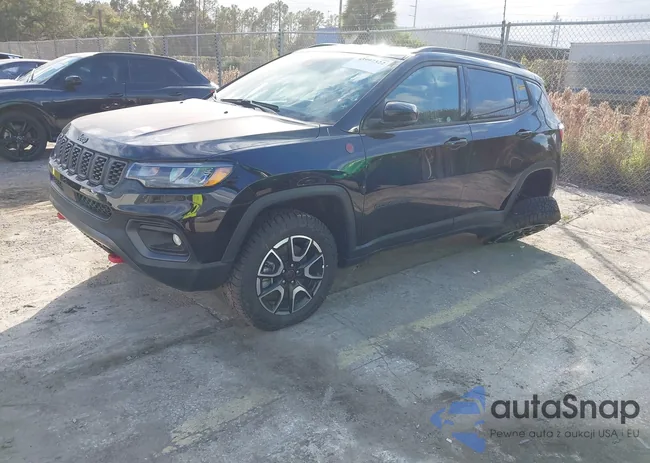 3C4NJDDNXST622160: 43997322