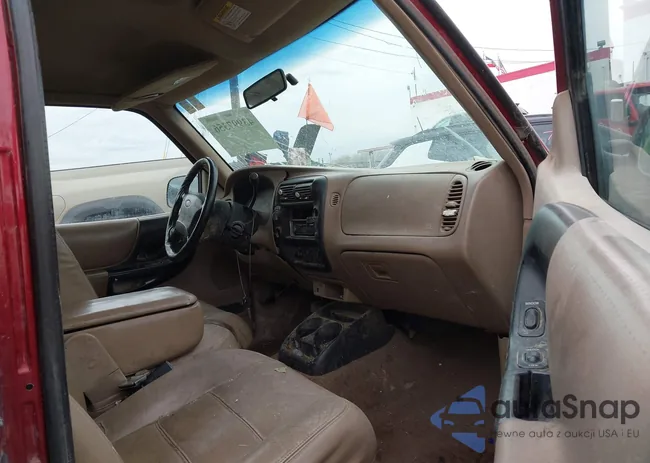 1FTZR15E01PA16926: 43997356