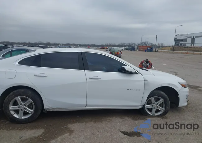 1G1ZC5ST7LF074870: 43997359