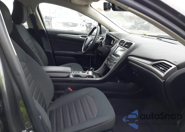 3FA6P0HD0LR140623: 43997441