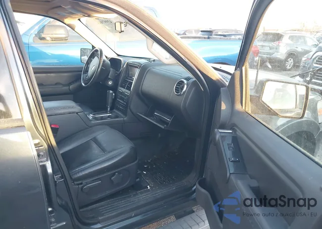 1FMEU5DE3AUA05938: 43997448