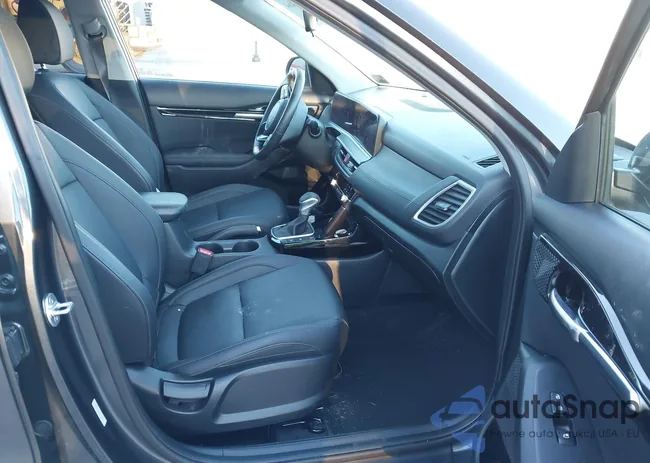 KNDERCAA8R7568733: 43997464