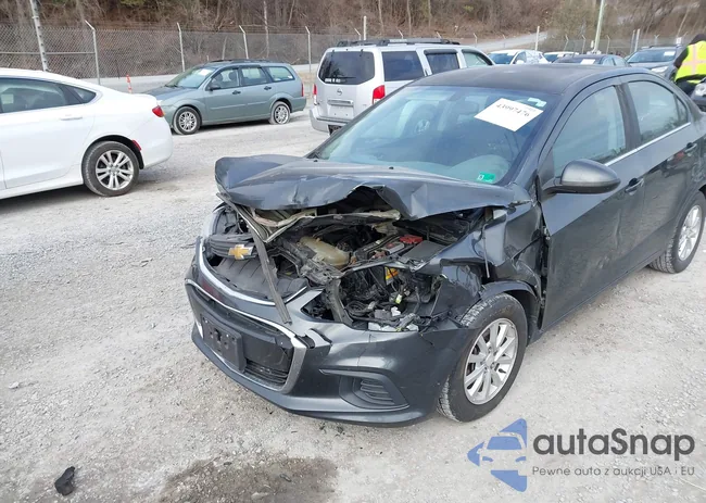 1G1JD5SH3H4138735: 43997476