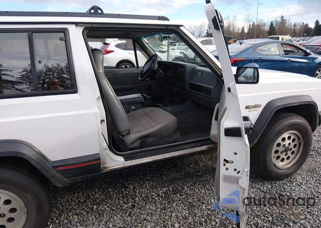 1J4FJ67S3SL547096: 43997497