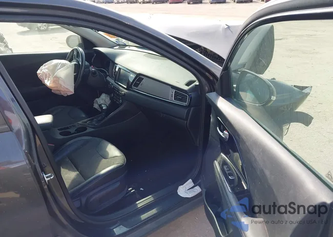 KNDCC3LC6J5161484: 43997544