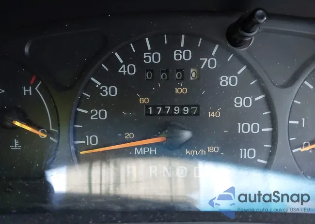 1FALP52U0TA253877: 43997571